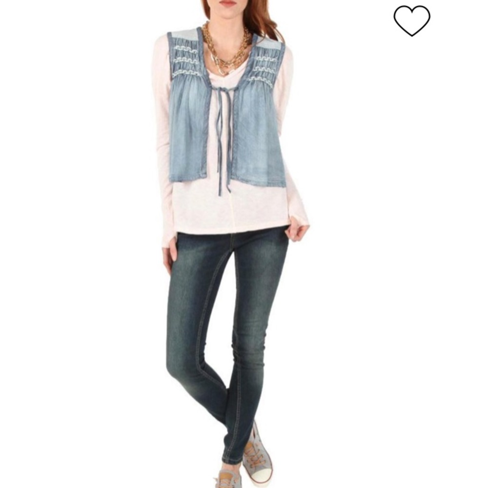 Miss Me Raw Edge Vest S